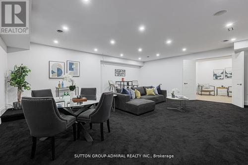 957 Dormer Street, Mississauga, ON - Indoor