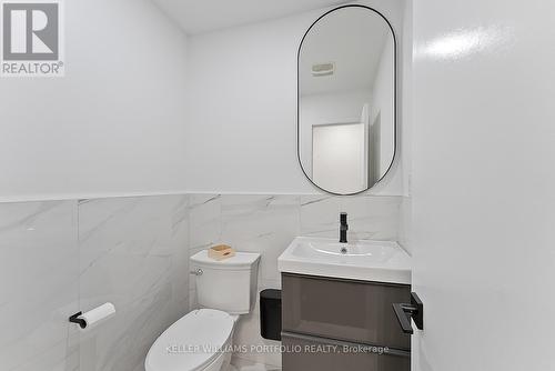 3449 Halstead Road, Mississauga, ON - Indoor Photo Showing Bathroom