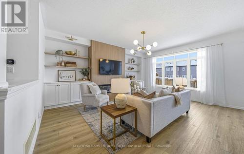 17 Don Hadden Crescent, Brock (Sunderland), ON - Indoor Photo Showing Living Room