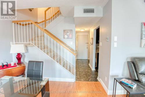 1105 - 556 Laurier Avenue W, Ottawa, ON - Indoor Photo Showing Other Room