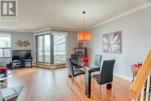 1105 - 556 Laurier Avenue W, Ottawa, ON - Indoor