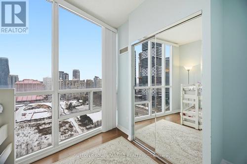 1705 - 223 Webb Drive, Mississauga, ON - Indoor Photo Showing Other Room