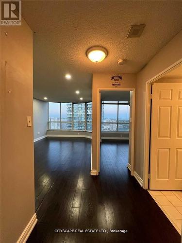 Ph 06 - 55 Elm Drive W, Mississauga, ON - Indoor Photo Showing Other Room