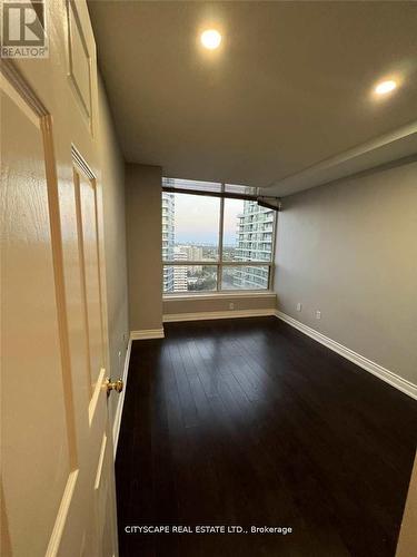 Ph 06 - 55 Elm Drive W, Mississauga, ON - Indoor Photo Showing Other Room