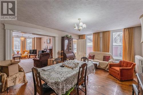 17 Hawarden Avenue, Brantford, ON - Indoor