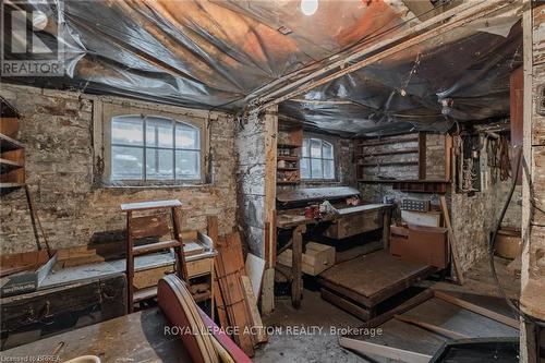 17 Hawarden Avenue, Brantford, ON - Indoor