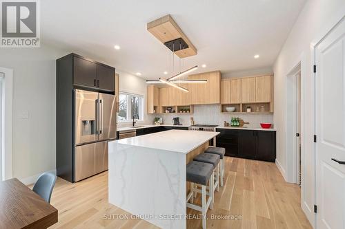 50 Royal Crescent, Southwold (Talbotville), ON - Indoor Photo Showing Kitchen