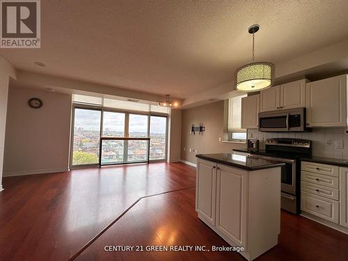 1103 - 200 Burnhamthorpe Road E, Mississauga, ON - Indoor Photo Showing Kitchen