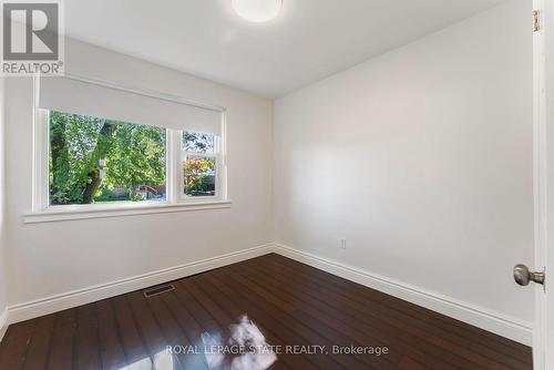 103 Wise Crescent, Hamilton, ON - Indoor Photo Showing Other Room