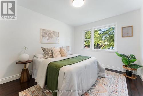 103 Wise Crescent, Hamilton, ON - Indoor Photo Showing Bedroom