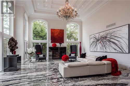 15 Chartwell Road, Oakville (Oo Old Oakville), ON - Indoor