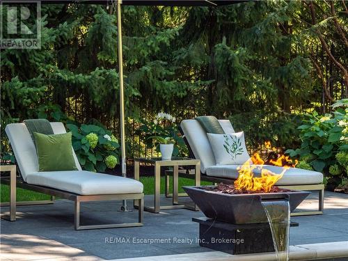 15 Chartwell Road, Oakville (Oo Old Oakville), ON - Outdoor