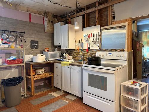 98 South Railway Street, Sidney, MB 