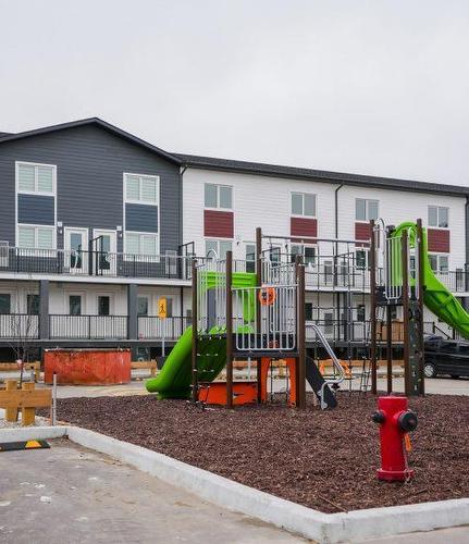 48 1485 Molson Street, Winnipeg, MB - Outdoor With Deck Patio Veranda