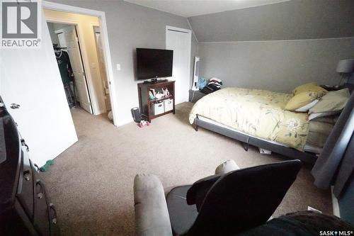 234 Lillooet Street W, Moose Jaw, SK - Indoor Photo Showing Bedroom