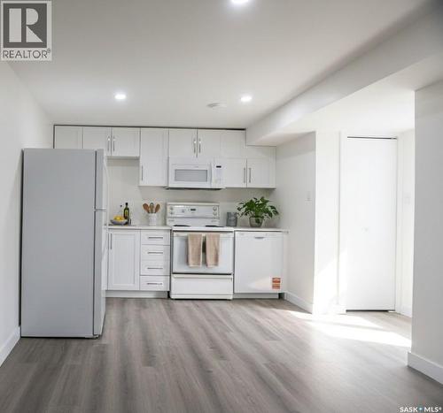 81 Mcnab Crescent, Regina, SK - Indoor Photo Showing Kitchen