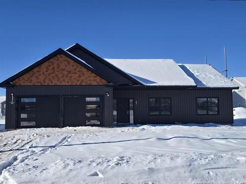 67 KINGSBURGH Avenue  Charlottetown, PE C1E 3S2