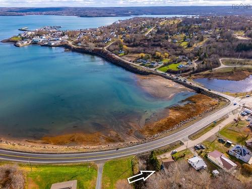 15 Shore Road, Digby, NS 