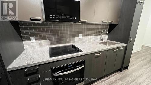 Kitchen - 3001 - 20 Soudan Avenue, Toronto, ON - Indoor Photo Showing Kitchen