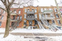 8434 Rue St-Denis  Montréal (Villeray/Saint-Michel/Parc-Extension), QC H2P 2G8