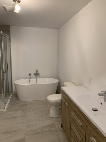 Salle de bains - 559A Mtée Gagnon, Sainte-Marguerite-Du-Lac-Masson, QC - Indoor Photo Showing Bathroom