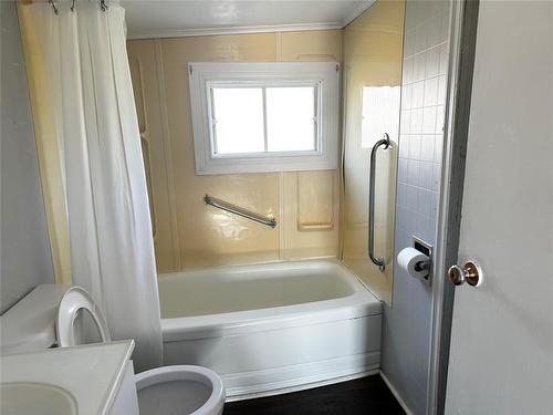 59 Meadow Road, Upper Island Cove, NL 