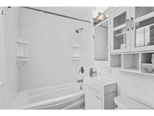 641 Reid St, Fredericton, NB 