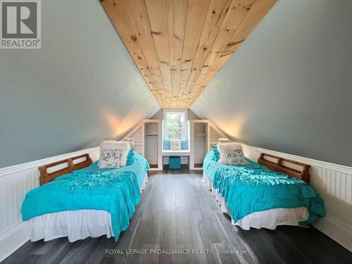 310 Old Madoc Road, Belleville (Thurlow Ward), ON - Indoor Photo Showing Bedroom