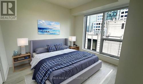 1708 - 15 Mercer Street, Toronto, ON - Indoor Photo Showing Bedroom