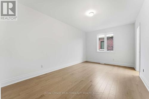 15 Saxby Farm Avenue, King, ON - Indoor Photo Showing Other Room
