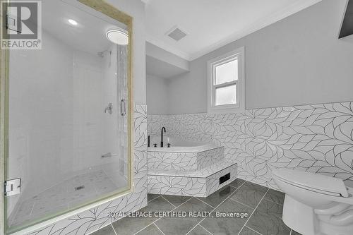 6062 Prairie Circle, Mississauga, ON - Indoor Photo Showing Bathroom