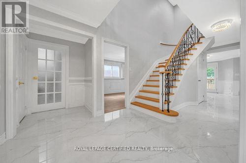 6062 Prairie Circle, Mississauga, ON - Indoor Photo Showing Other Room