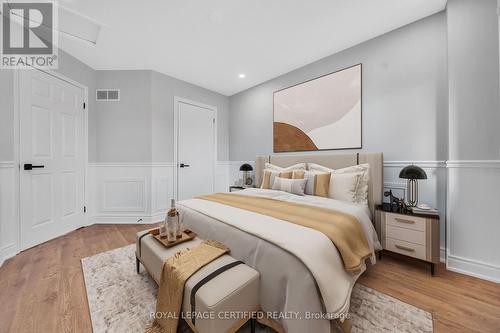 6062 Prairie Circle, Mississauga, ON - Indoor Photo Showing Bedroom