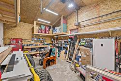 Garage - 