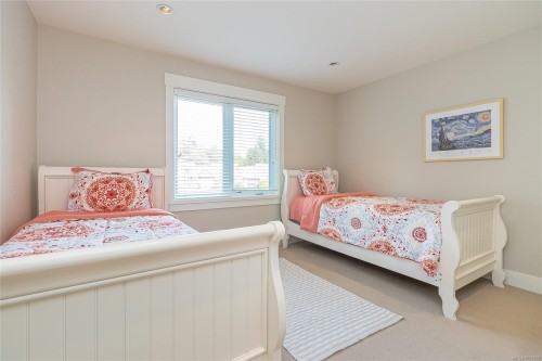 45-5251 Island Hwy West, Qualicum Beach, BC 