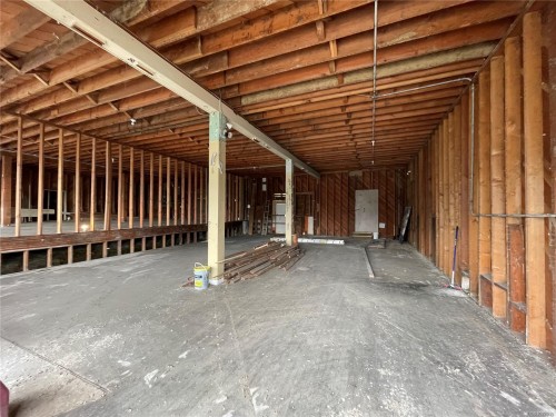 5036 Argyle St, Port Alberni, BC - Indoor