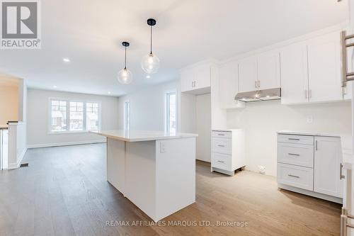 209 Ruby Drive, Cornwall, ON - Indoor Photo Showing Kitchen