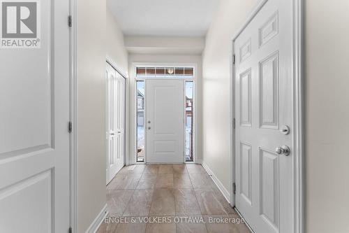 622 Moorpark Avenue, Ottawa, ON - Indoor Photo Showing Other Room