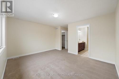 622 Moorpark Avenue, Ottawa, ON - Indoor Photo Showing Other Room