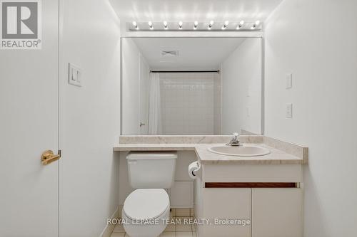 Ensuit - 545 St Laurent Boulevard, Ottawa, ON - Indoor Photo Showing Bathroom
