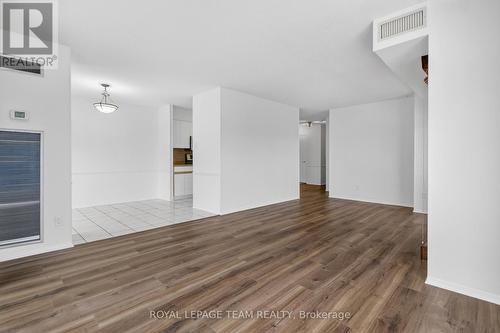 545 St Laurent Boulevard, Ottawa, ON - Indoor Photo Showing Other Room