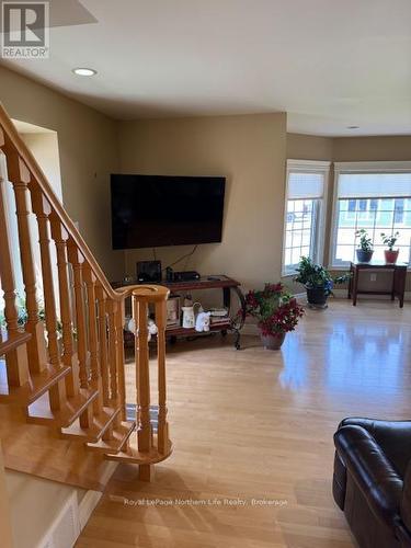 218 Nipissing Street, West Nipissing (Sturgeon Falls), ON - Indoor Photo Showing Other Room