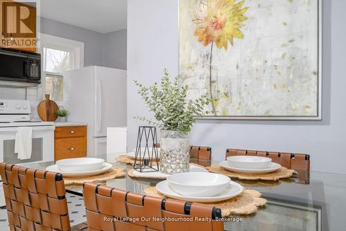 221 Liberty Street N, Clarington (Bowmanville), ON - Indoor Photo Showing Dining Room