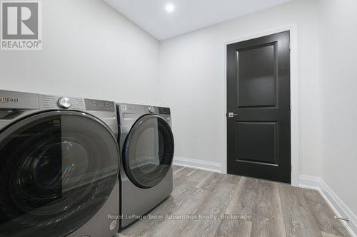 Laundry - 18 Avery Court, Parry Sound, ON - Indoor Photo Showing Laundry Room