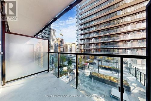 1007 - 110 Broadway Avenue, Toronto, ON - Outdoor With Balcony