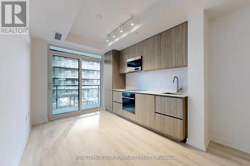 1007 - 110 Broadway Avenue, Toronto, ON - Indoor
