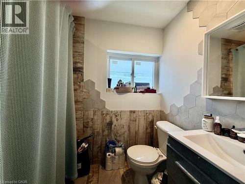 25 Krug Street Unit# 3, Kitchener, ON - Indoor Photo Showing Bathroom