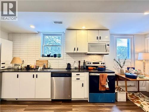 25 Krug Street Unit# 3, Kitchener, ON - Indoor Photo Showing Kitchen With Stainless Steel Kitchen