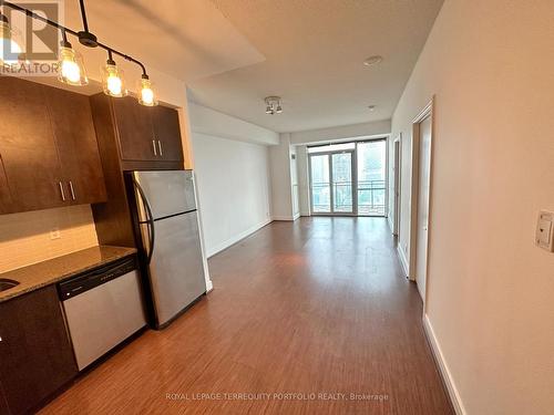 S2002 - 112 George Street, Toronto, ON - Indoor Photo Showing Kitchen