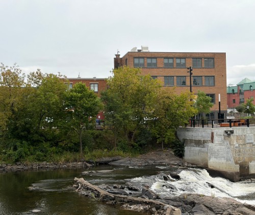 Vue sur l'eau - 002-294 Rue Labelle, Saint-Jérôme, QC 